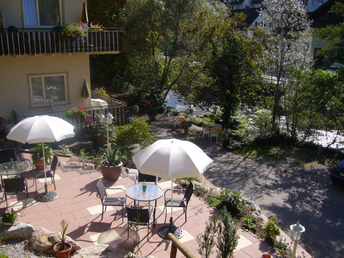 Adieu Alltag: Pension Oesterle Im Schwarzwald Schonmunzach Екстериор снимка